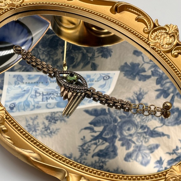 🆕 LULU FROST 🧿 NWOT Evil Eye Mint and Black Glass Lookout Charm Bracelet - Picture 4 of 14